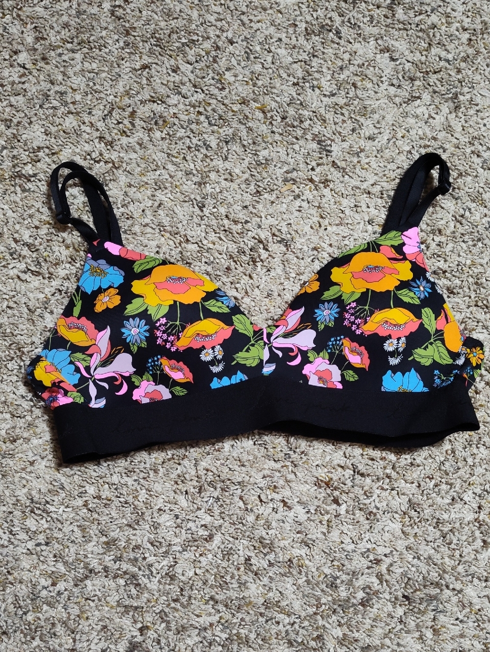 5/$25 SALE Victoria's Secret PINK Floral Size 34A Wire-free Bralette in Black